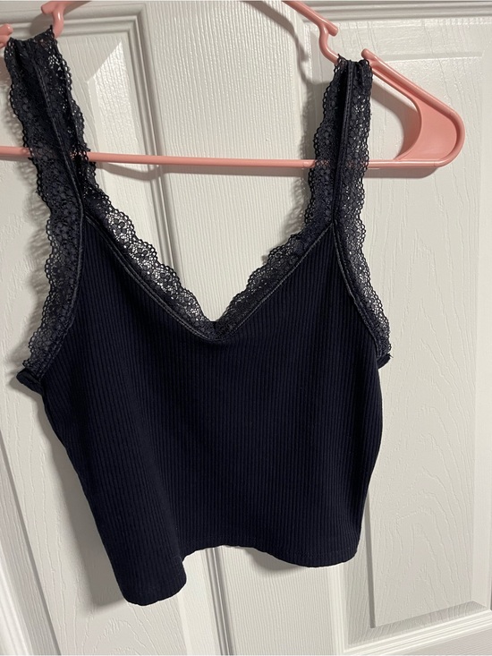 American Eagle Outfitters Tops - American Eagle Black Ribbed Lace-Trim Tank